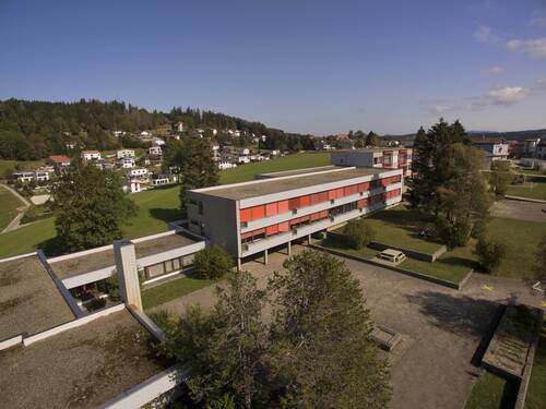 Bâtiment principal Saignelégier ch. des Primevères 15